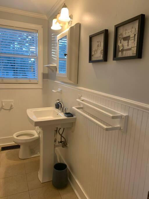 Entire Home! Waterfront And Trail-Backing! โบฟอร์ต ภายนอก รูปภาพ
