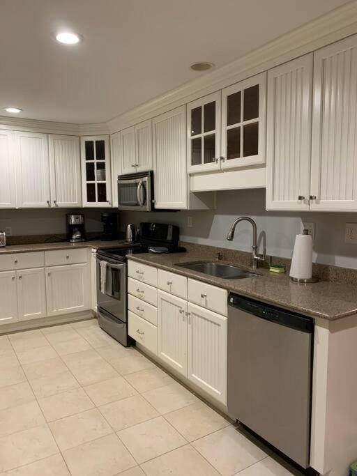 Entire Home! Waterfront And Trail-Backing! โบฟอร์ต ภายนอก รูปภาพ